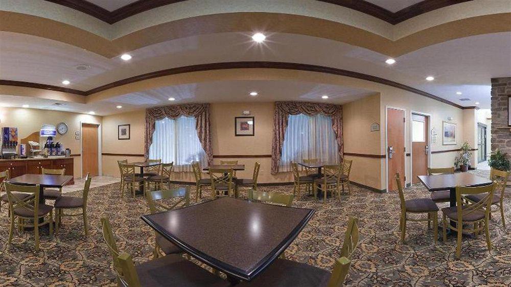 Holiday Inn Express Hotel & Suites Bismarck By Ihg Extérieur photo
